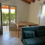 Versilia Villina Lola