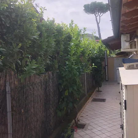 Versilia Villina Lola