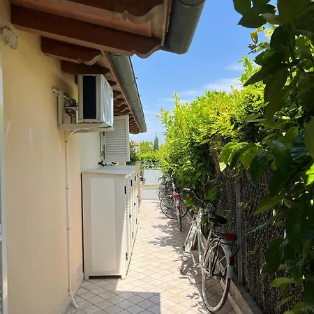 Versilia Villina Lola דירה