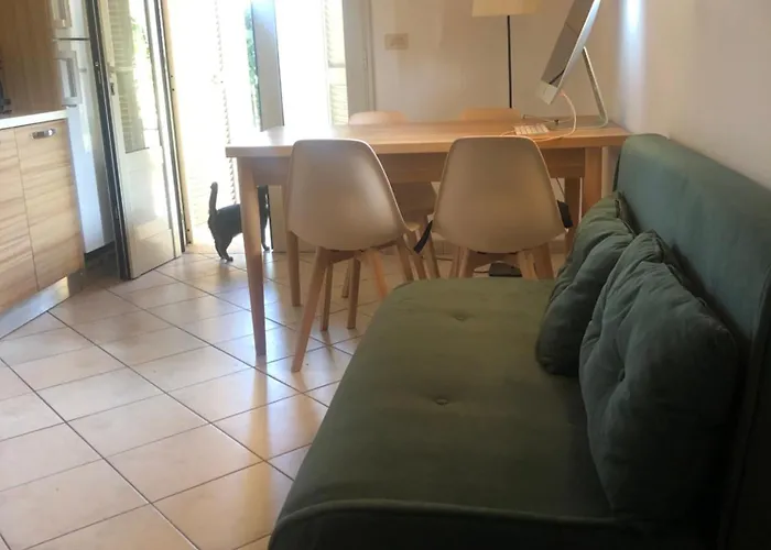 Versilia Villina Lola * Marina di Pietrasanta