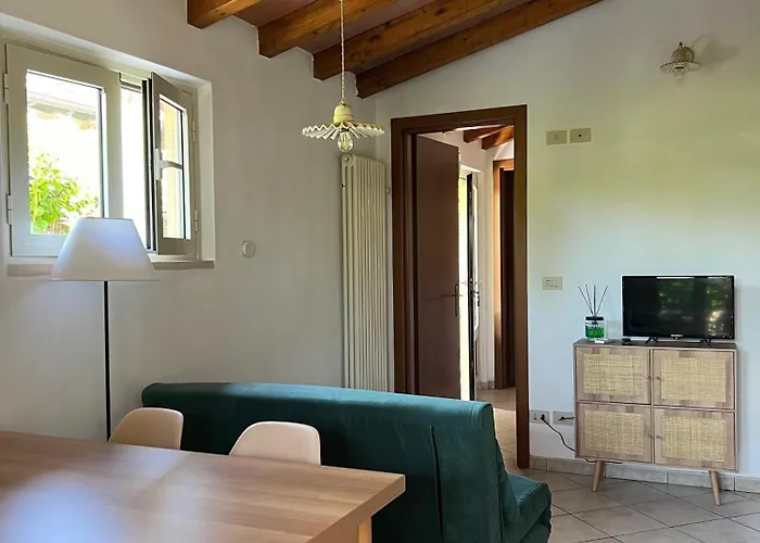 Versilia Villina Lola Apartment *